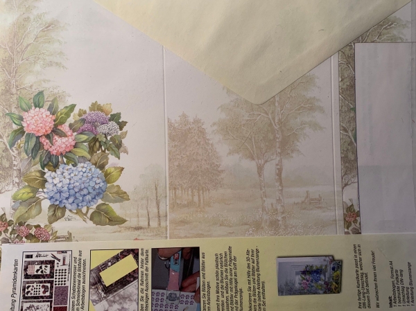 3D Pyramidenkarten-Set Hortensienbouquet